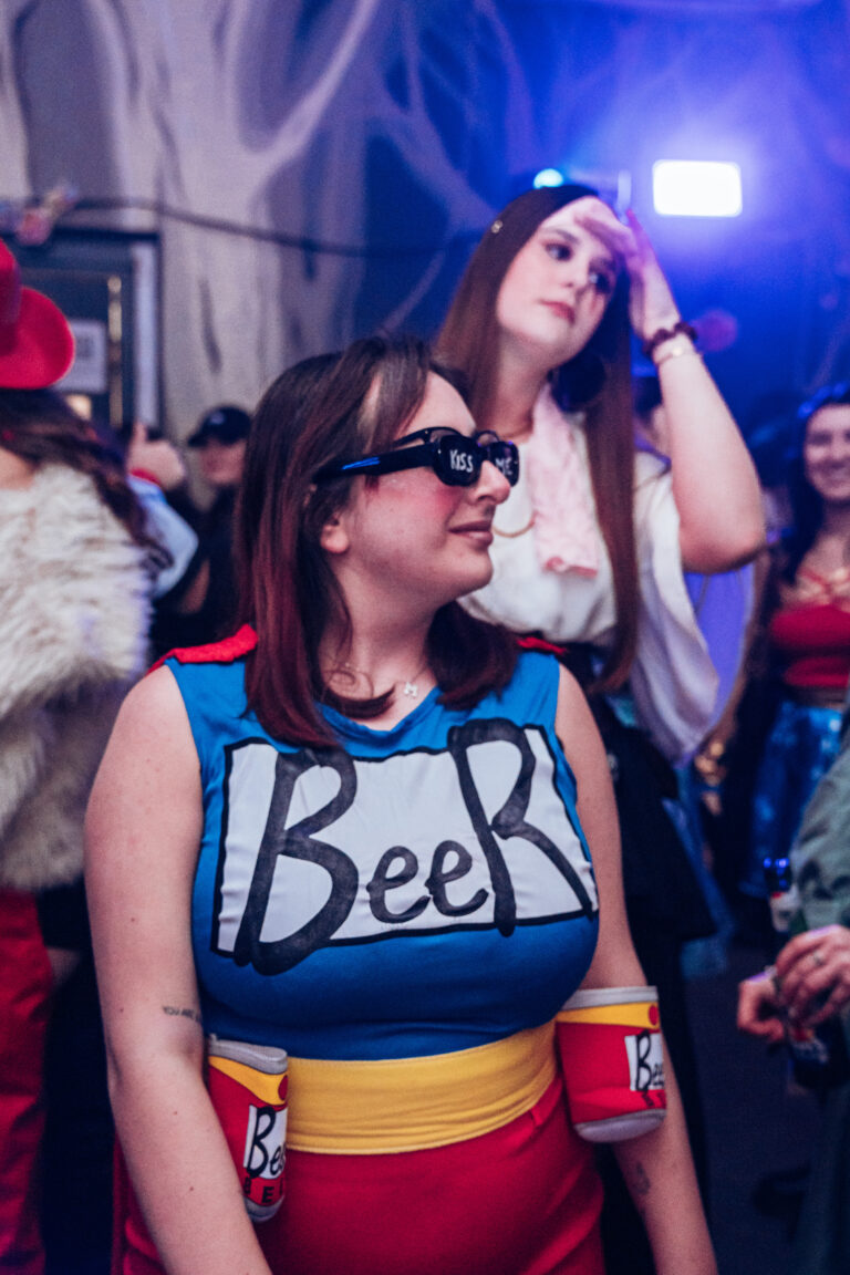 Ste Senz Penzier Carnevale – serata al Big Lebowski Culture Club di Novara, febbraio 2025